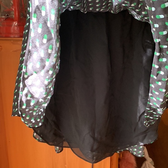 A.L.C adorable printed belted mini skirt!! Sz 6 - Picture 8 of 13